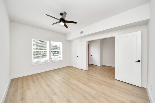 Building Photo - 1316 W Willis St