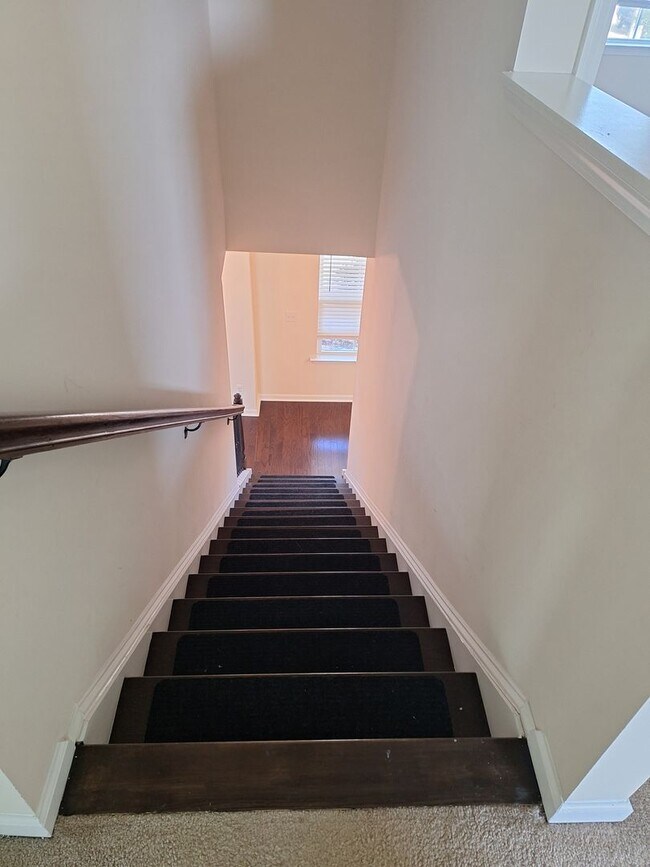 Building Photo - ***HURRY, MOVE IN SPECIAL****Superb Home Located in the Catawba Hills Neighborhood!