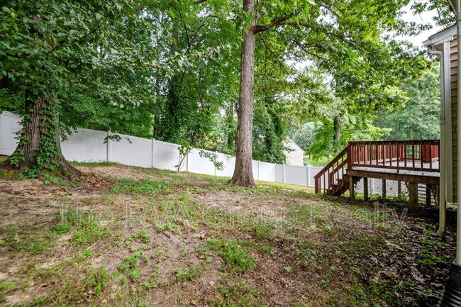Building Photo - 4718 Mason Dale Dr