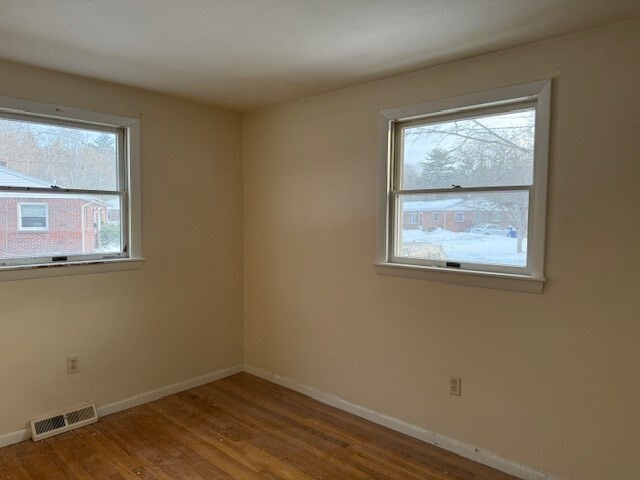 Building Photo - 203 Manzella Ct