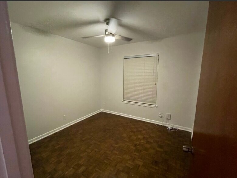 Building Photo - 11003 Janet Lee Dr