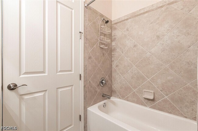Building Photo - 13730 Willow Haven Ct
