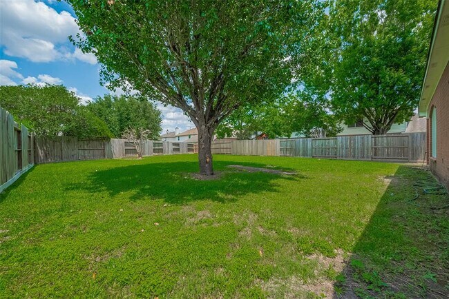 Building Photo - 12214 Elk Meadow Dr
