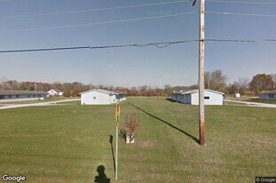 Building Photo - 2140 E 600 N