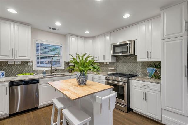 Building Photo - 6514 Kenwell St