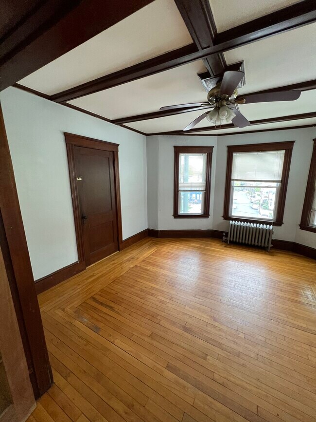 Building Photo - 78 Broadway