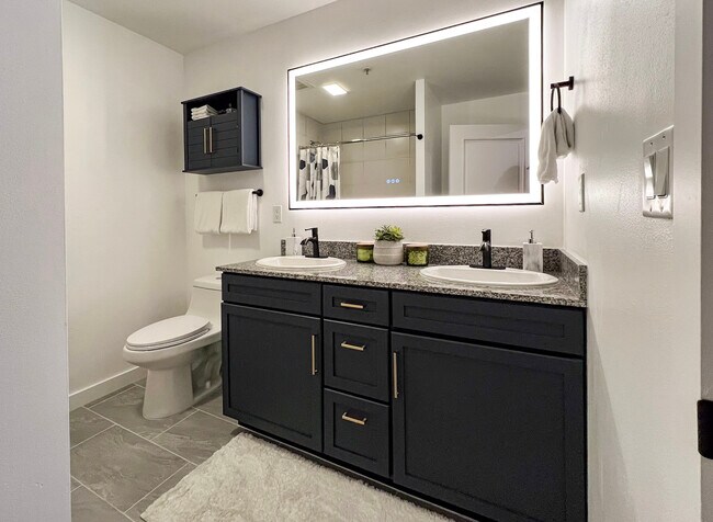 Building Photo - 1975 N Grant St