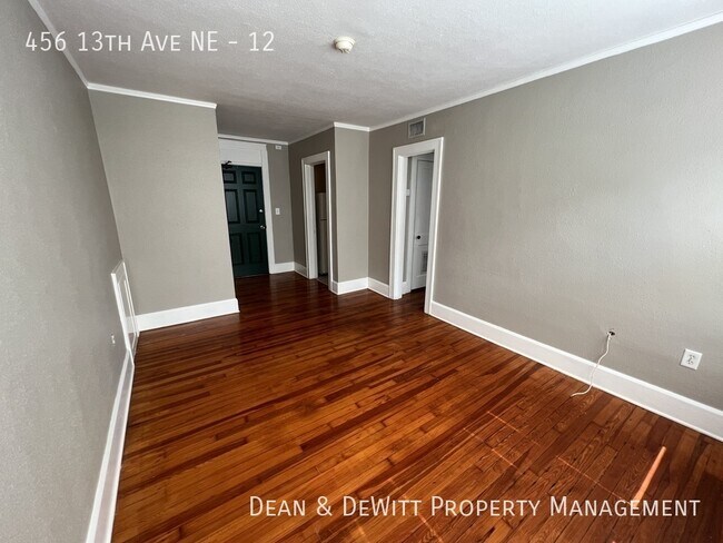 Building Photo - 456 13th Ave NE