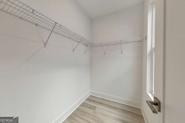 Building Photo - 517 Motivation Cir NW