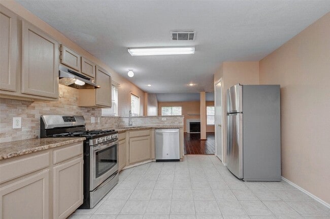 Building Photo - 11956 Braes Park Dr