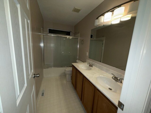 Building Photo - 54 Runkle Dr