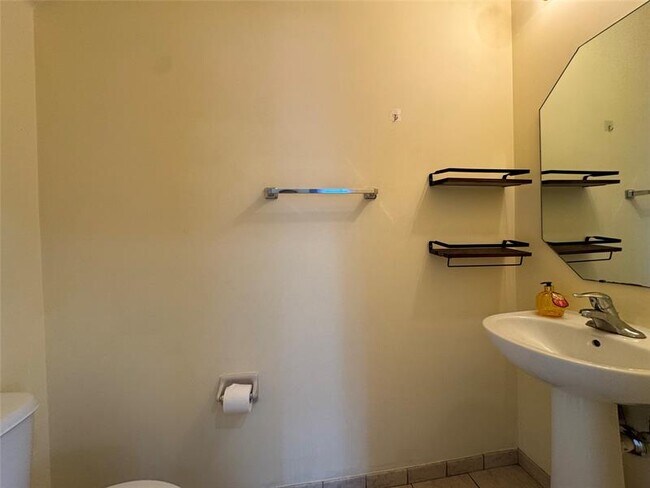Building Photo - 3069 NW 30th Pl