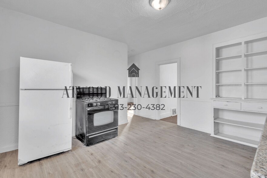 Building Photo - 4811 Seyburn St