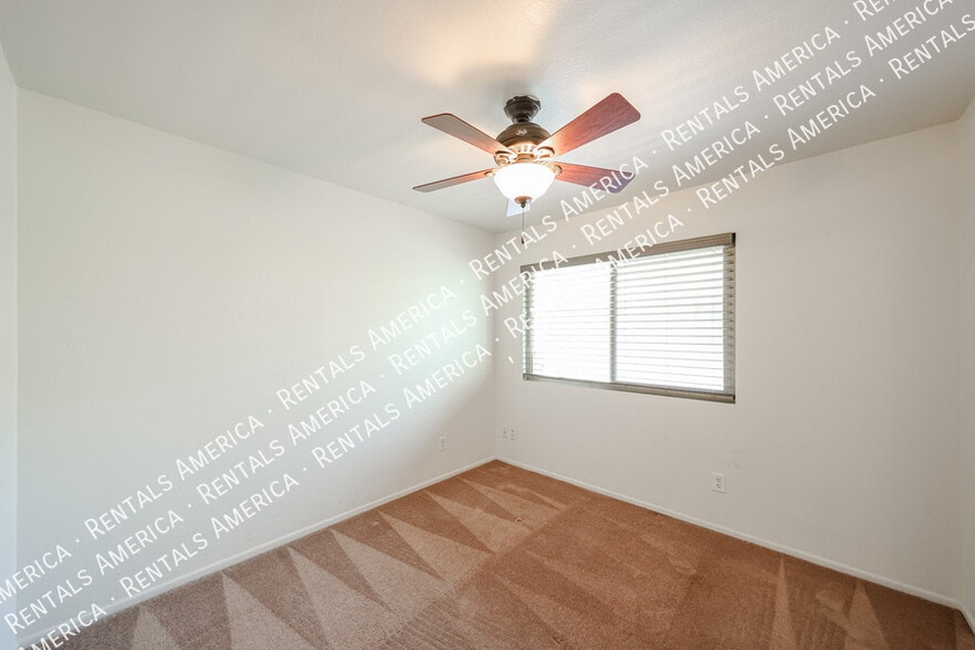 Building Photo - 1254 N 85th Pl