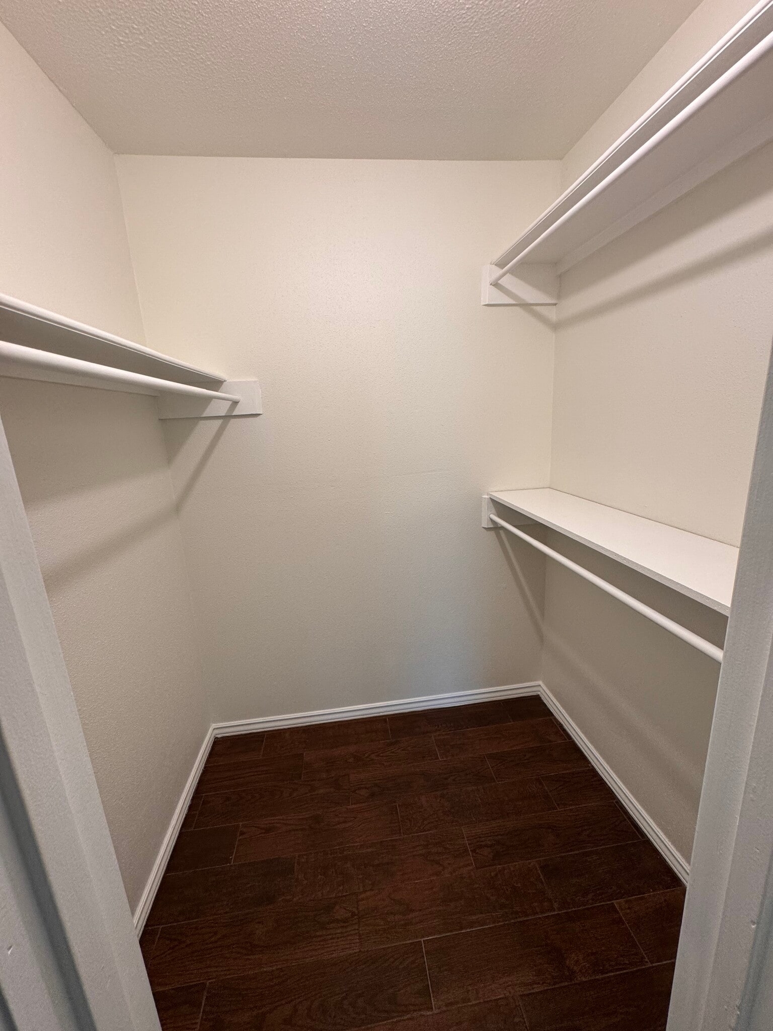 Building Photo - 1287 Roaring Springs Rd