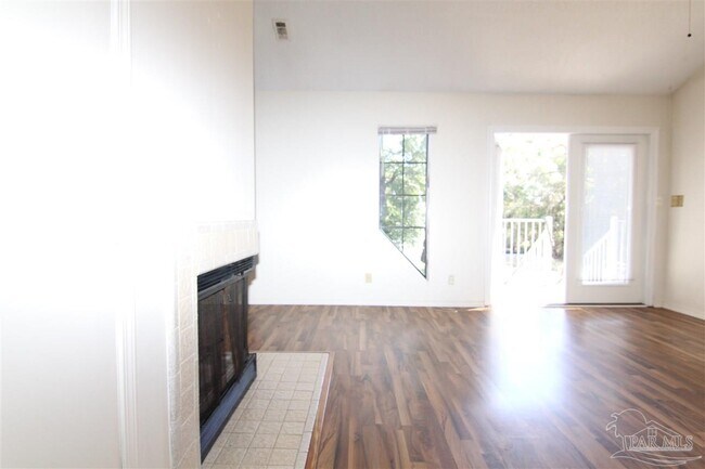 Building Photo - 5001 Grande Dr