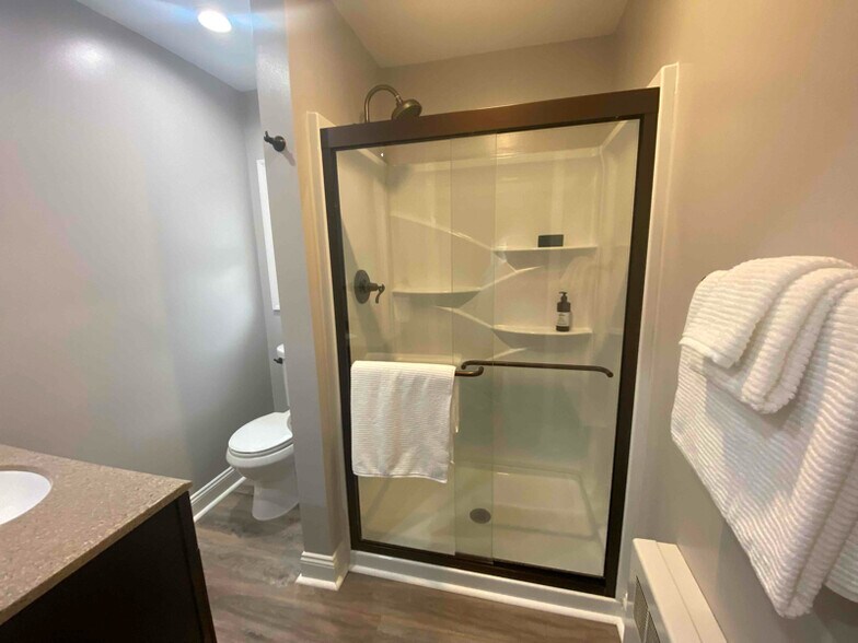 Building Photo - 1204 Philadelphia St