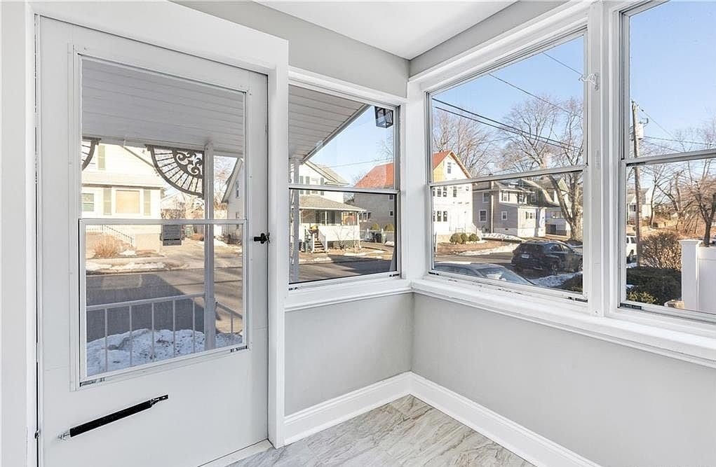 Building Photo - 41 Spring St