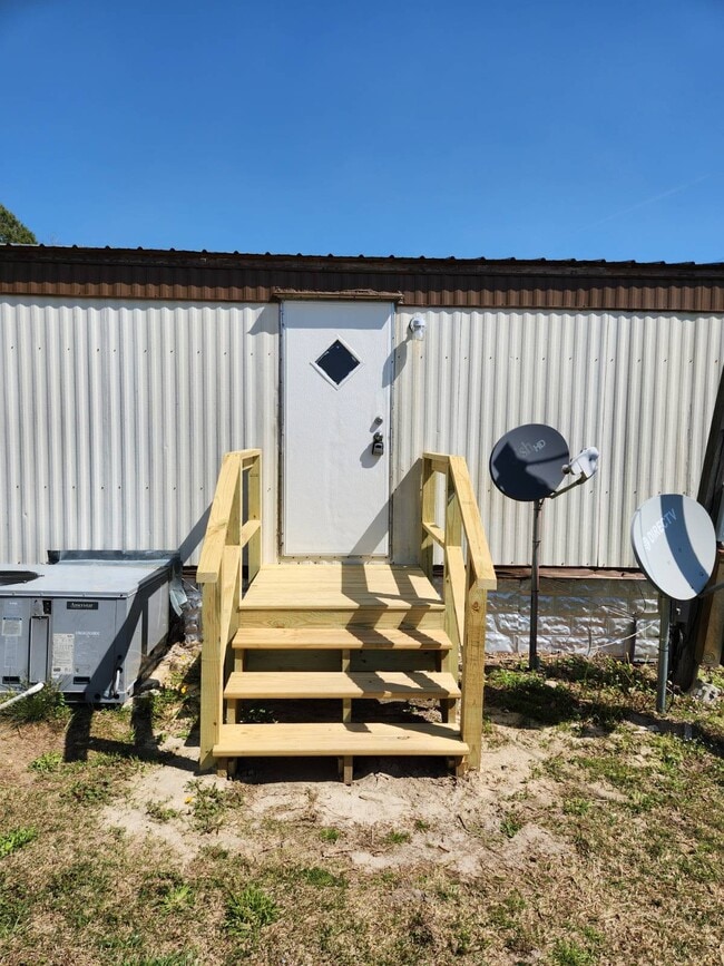 Building Photo - 1018 Aaron Ln