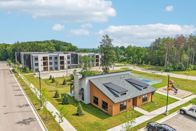 Building Photo - 2645 Burton Rd