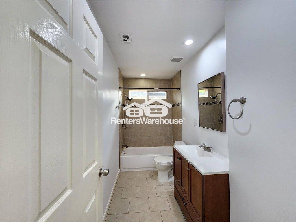 Building Photo - 1322 Valley Landing Dr