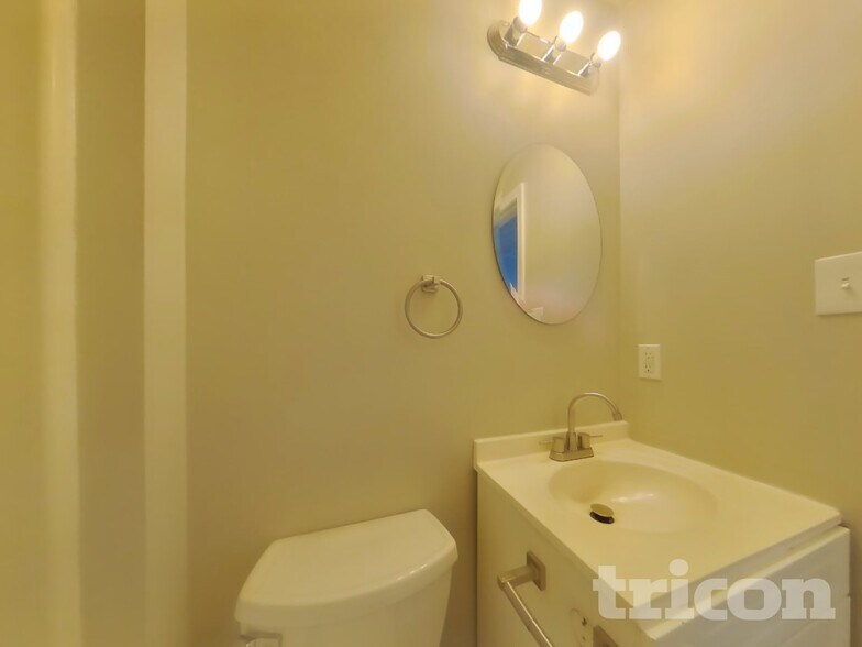 Building Photo - 4036 Broadbill Cir