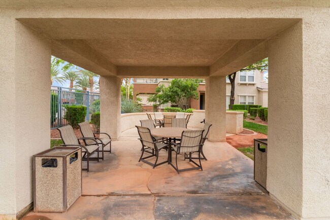 Building Photo - Beautiful, upgraded 2 story townhouse unit...
