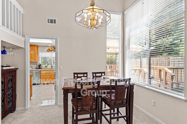 Building Photo - 2866 Valcourt Way