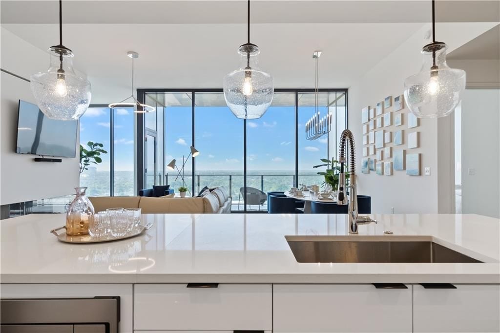 Building Photo - 788 West Marietta St NW