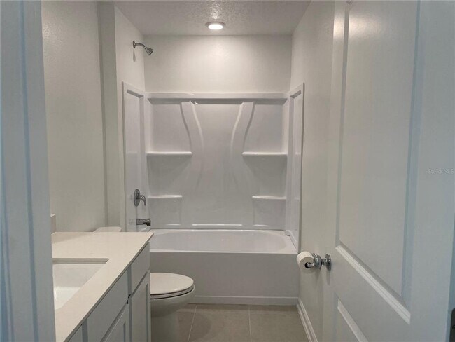 Building Photo - 1374 Blue Ash Ln