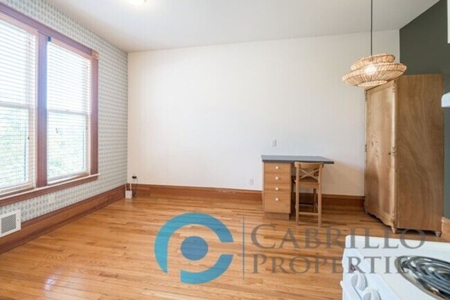 Building Photo - 1499 J St
