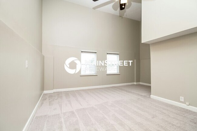 Building Photo - 3 Bedroom Pet-Friendly Home in La Vergne, TN with Main Street Renewal