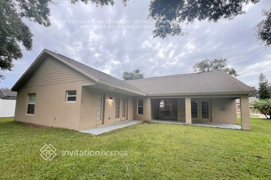 Building Photo - 1571 Parkglen Cir