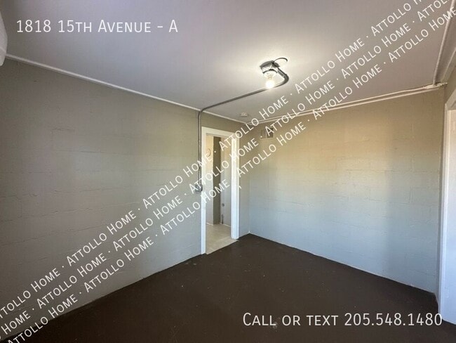 Building Photo - 1818 15th Ave