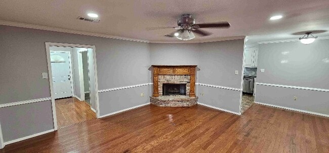 Building Photo - 2318 Stonewood Dr