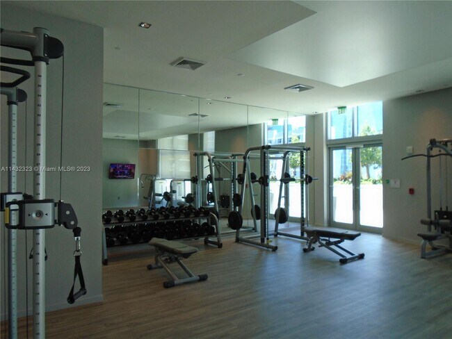 Building Photo - 1100 S Miami Ave