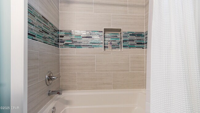 Building Photo - 2501 High Ave