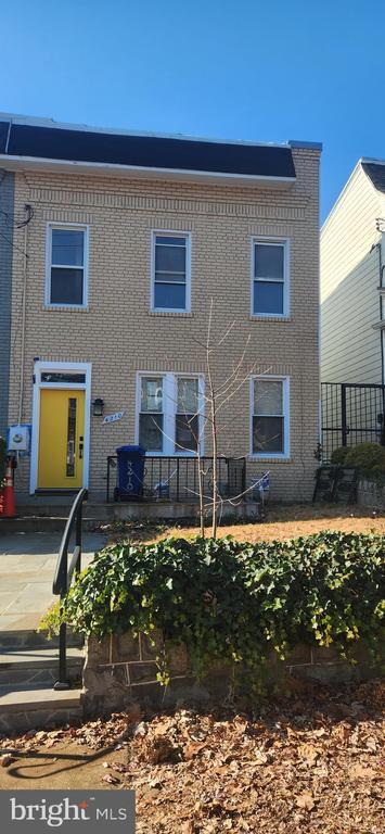 Building Photo - 4210 4th St NW