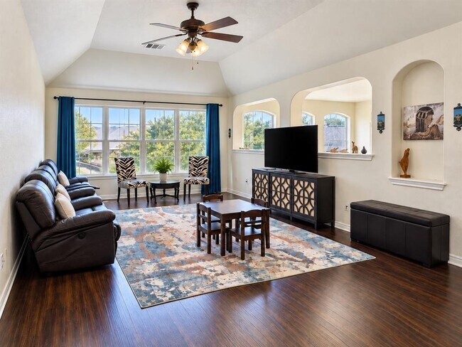 Building Photo - 17002 Brewer Blackbird Dr