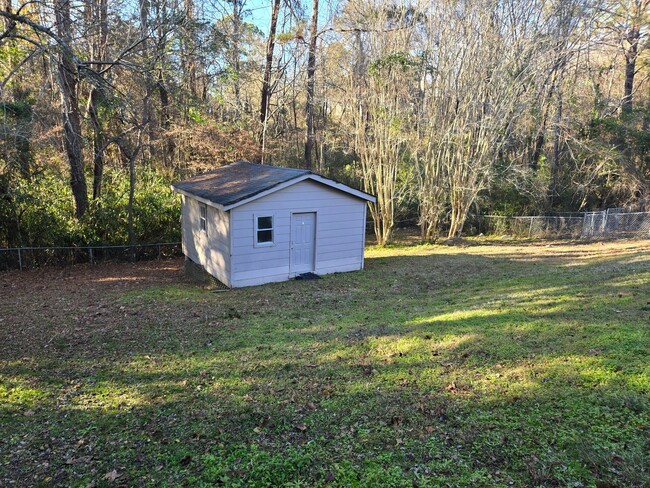 Building Photo - FOR RENT in NORTH COLUMBUS - Double Church...