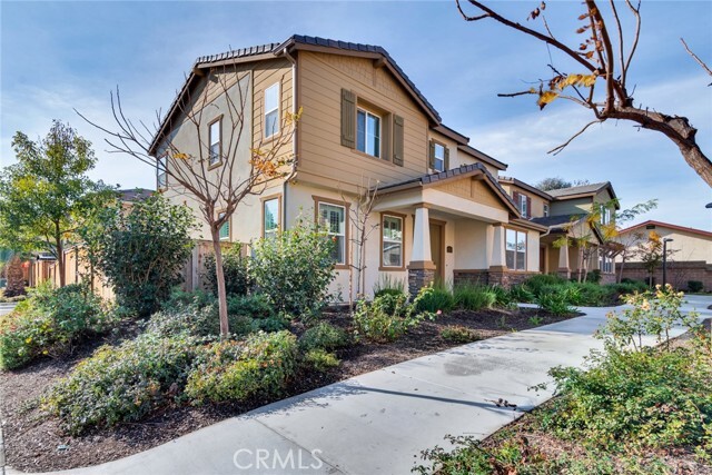 Building Photo - 4959 Camarillo Ln