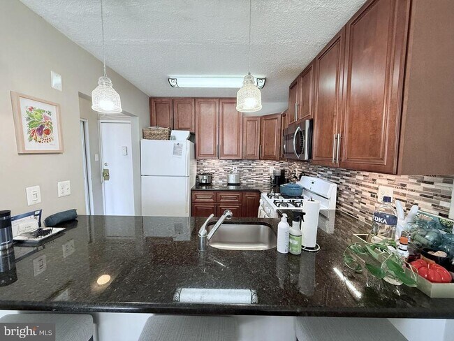 Building Photo - 11801 Rockville Pike