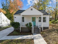 Building Photo - Freshly Renovated Adorable 2 Bedroom 1 Bat...