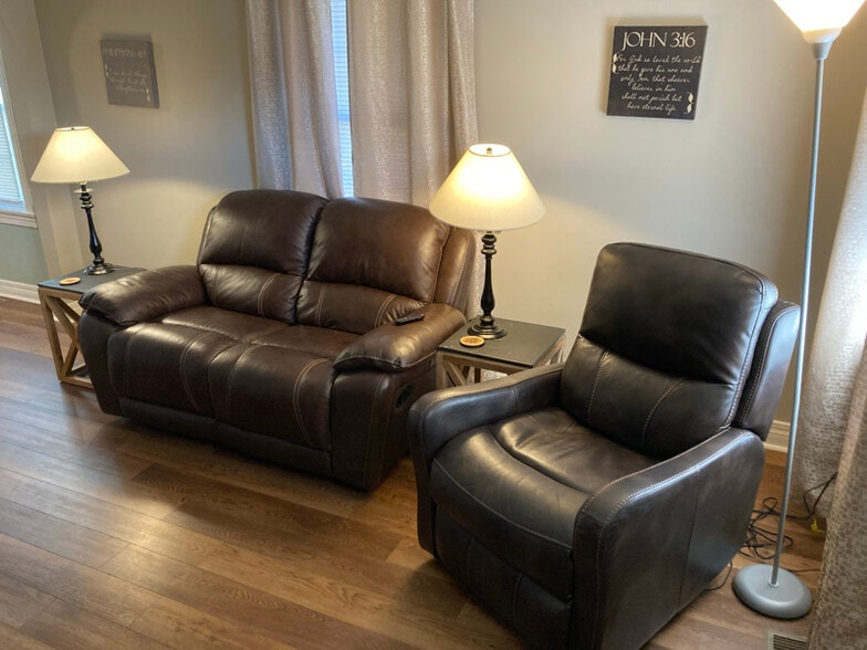 Building Photo - 12201 Old Shelbyville Rd