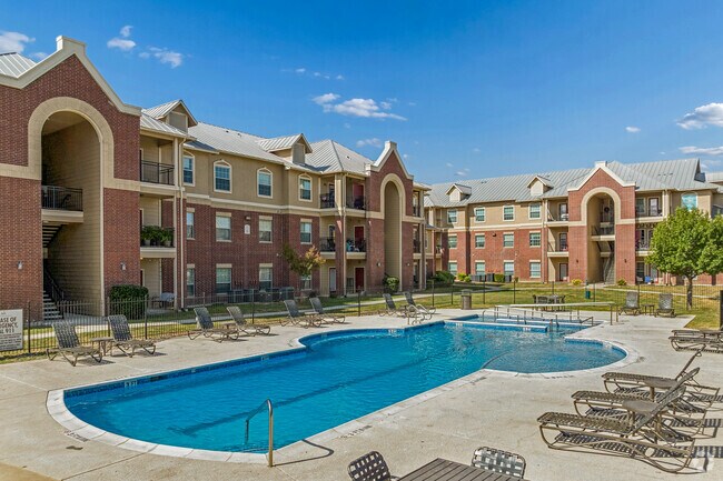 Building Photo - Woodlawn Ranch Apartments
