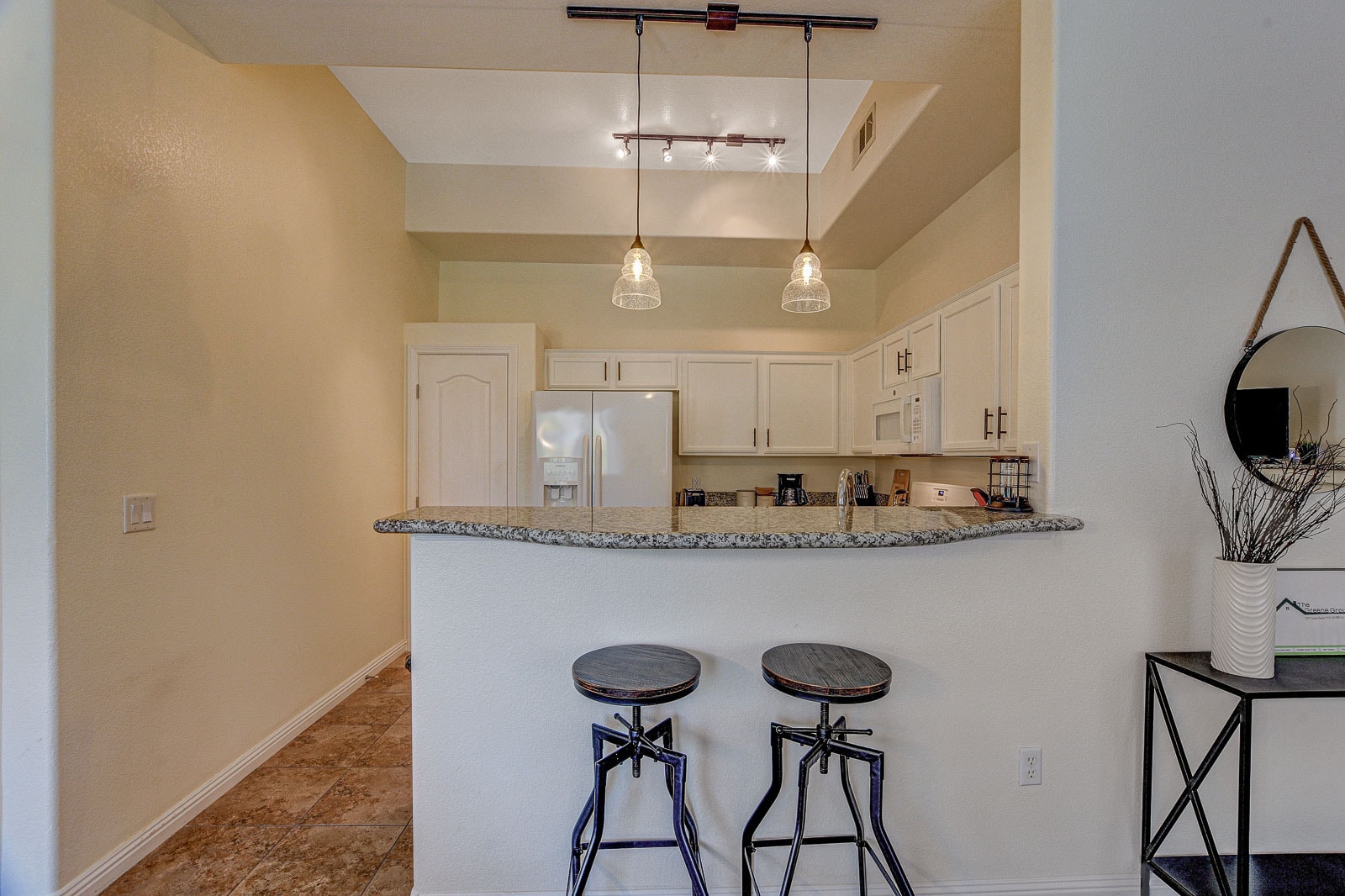 Building Photo - 3351 Indian Shadow St