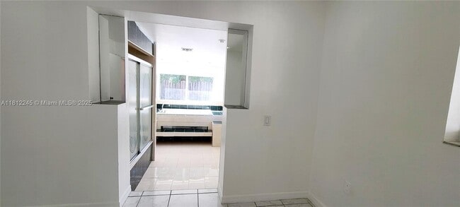 Building Photo - 15436 SW 112th Pl
