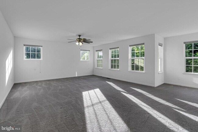 Building Photo - 40560 Aldie Springs Dr
