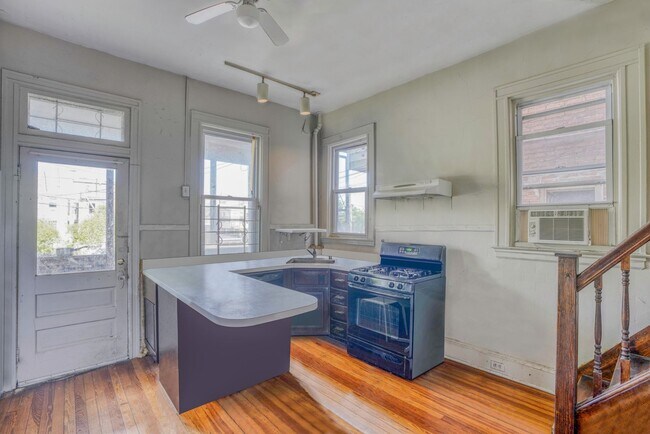 Building Photo - 2813 N Calvert St