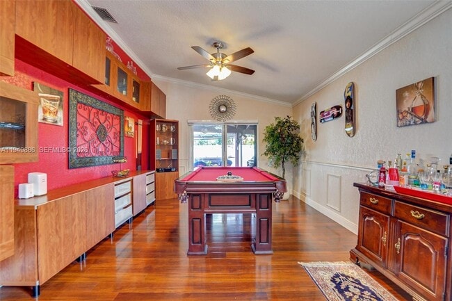 Building Photo - 311 SW 203rd Ave